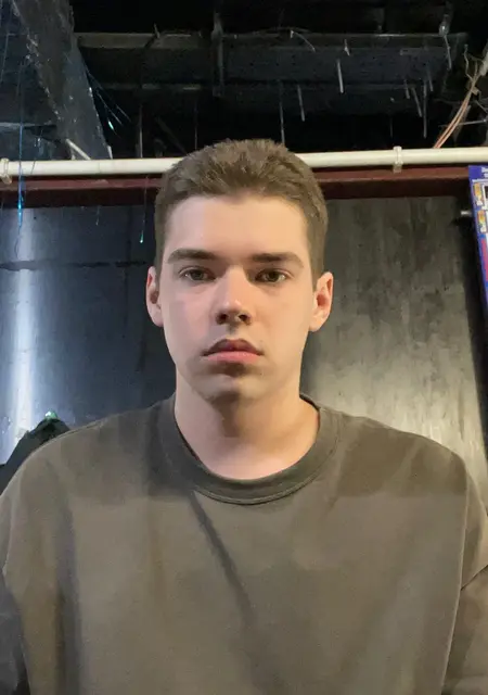 Федор из Волгограда, ищу на сайте знакомства на одну ночь