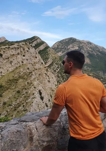 Я Михаил Лавреньтев, 40, из Калининграда, ищу знакомство для вирта