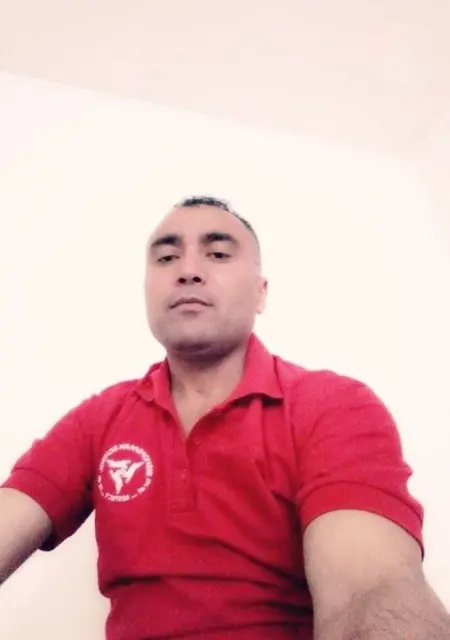 Я Utkir, 44, знакомлюсь в Стокгольме