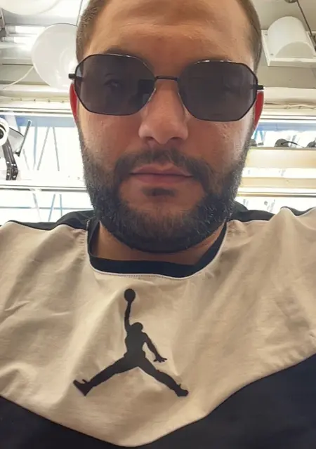 Я Edgar, 26, знакомлюсь без обязательств в Зеленограде