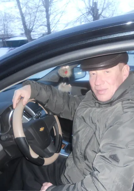 Серж из Ачинска, ищу на сайте знакомства на одну ночь