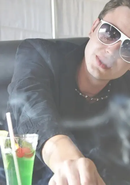 Саша из Житомира, ищу на сайте постоянные отношения