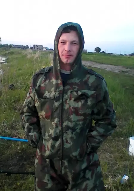 Сергей из Ишима, мне 41, познакомлюсь на одну ночь