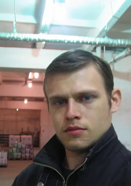 Я Антон, 41, знакомлюсь без обязательств в Мурманске