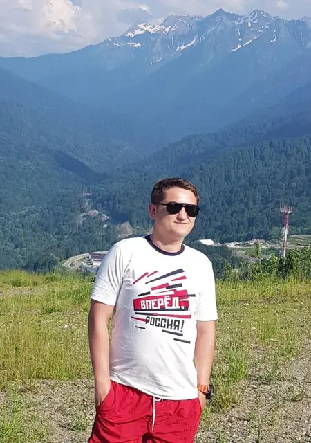 Я Эдуард, 32, из Геленджика, ищу знакомства без обязательств