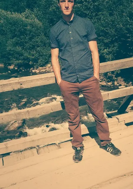 Я Вася, 33 років з Ужгорода, шукаю знайомство для вірт