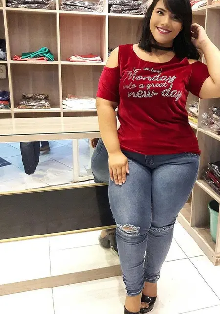 Елизаветта из Севастополя, мне 36, познакомлюсь на одну ночь