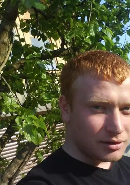 Я Maksim, 39, знакомлюсь на одну ночь в Туапсе