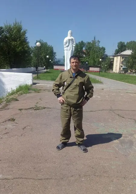 Евгений из Ангарска, ищу на сайте общение