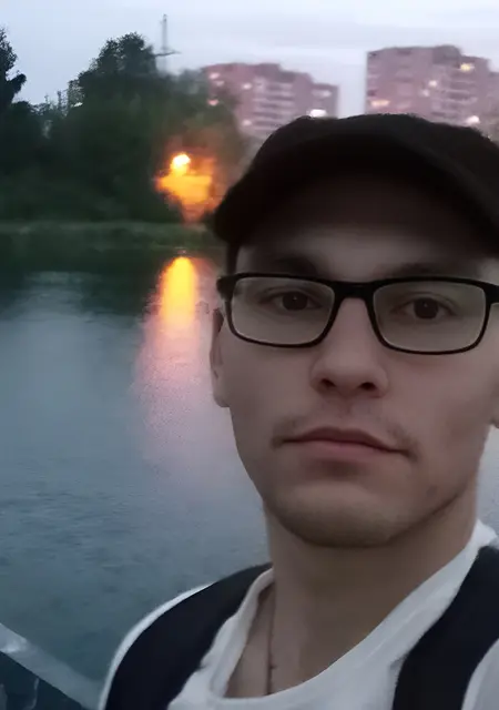 Я Сергей, 23, знакомлюсь на одну ночь в Лобне