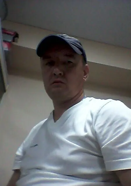 Сергей из Биробиджана, ищу на сайте знакомства без обязательств