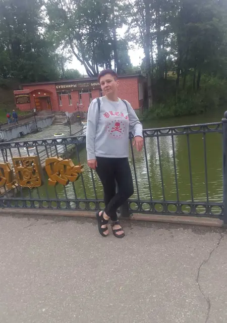 Лика из Смоленска, ищу на сайте знакомства без обязательств