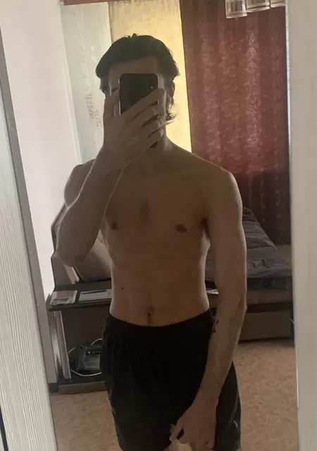 Николай из Южно-Сахалинска, ищу на сайте знакомства на одну ночь