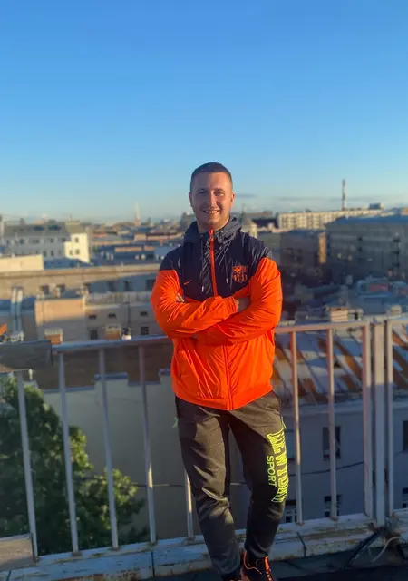 Денис из Уссурийска, ищу на сайте знакомства на одну ночь