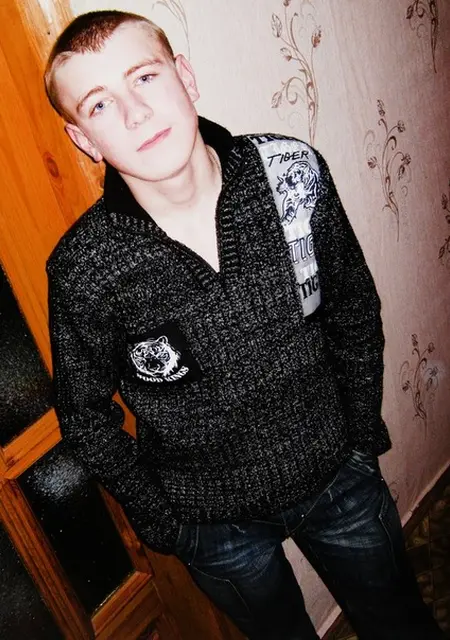 Александр из Кормы, мне 30, познакомлюсь на одну ночь