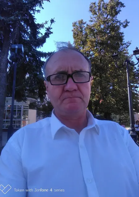 Владимир из Сургута, ищу на сайте знакомства на одну ночь