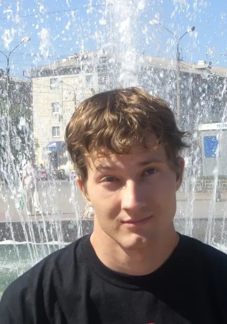 Я Михаил, 36, из Камышина, ищу знакомство для приятного времяпровождения