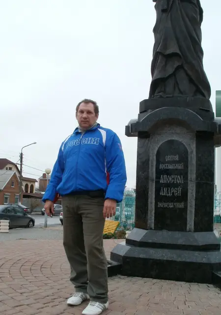 Я Владимир, 59, из Воронежа, ищу знакомства без обязательств