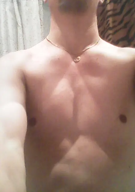 Я Леха, 48, из Губкинского, ищу знакомства на одну ночь