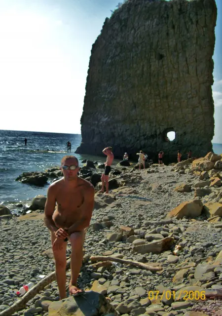 Я Валера, 47, из Новогрудка, ищу знакомства на одну ночь