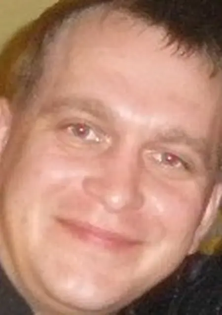 Я Александр, 44, знакомлюсь на одну ночь в Брянске