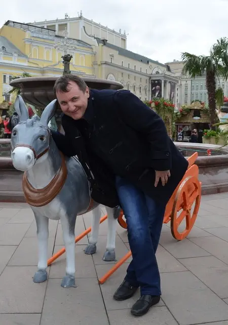 Сергей из Миллерова, ищу на сайте знакомства без обязательств