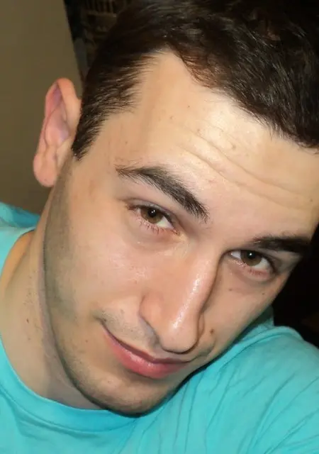 Владимир из Новочеркасска, мне 32, познакомлюсь на одну ночь