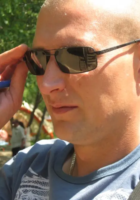 Я Илья, 47, из Кургана, ищу знакомство для дружбы