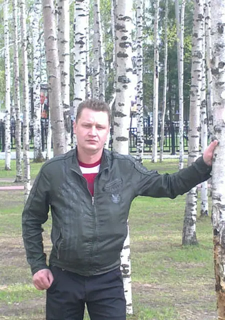 Я Oleg, 48, из Лянтора, ищу знакомства на одну ночь