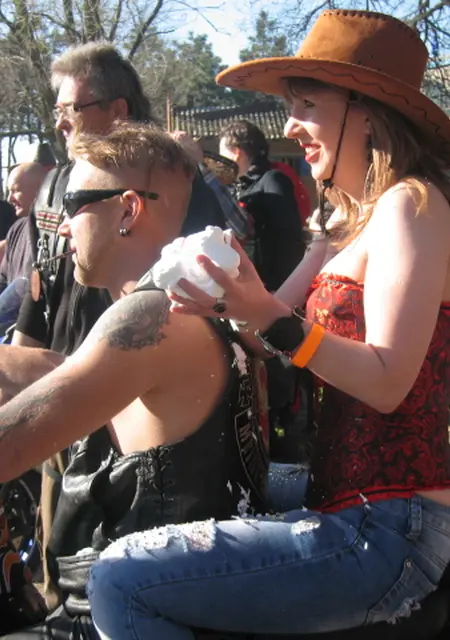 Roman из Азова, мне 49, познакомлюсь для дружбы