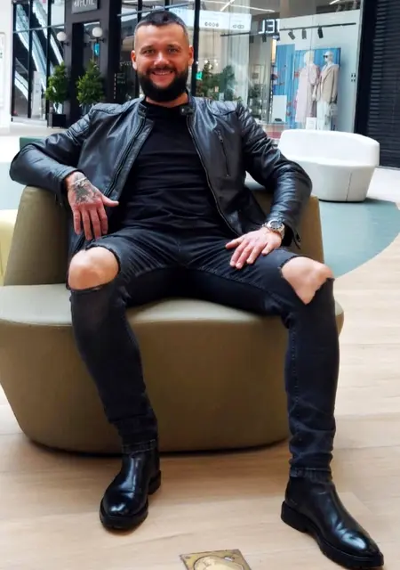 Я Артём, 36, из Перми, ищу знакомства без обязательств