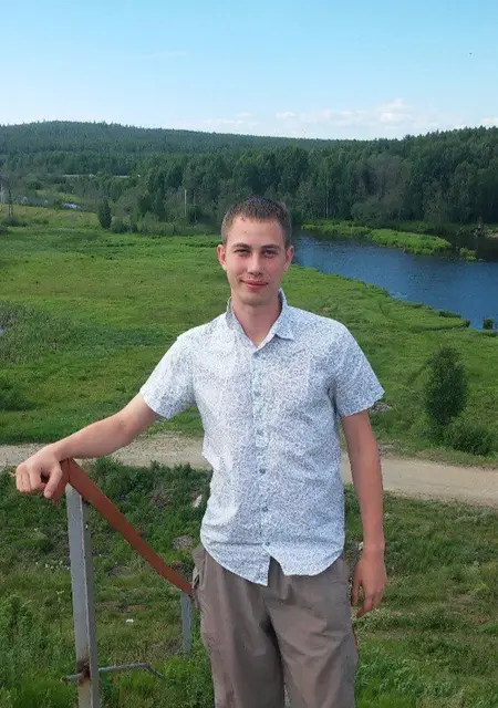 Я Саня, 29, из Ревды, ищу знакомства без обязательств