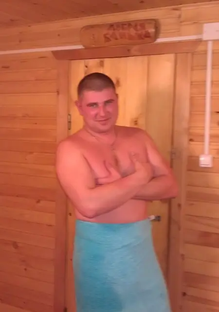 Я Денис, 44, знакомлюсь на одну ночь в Ангарске