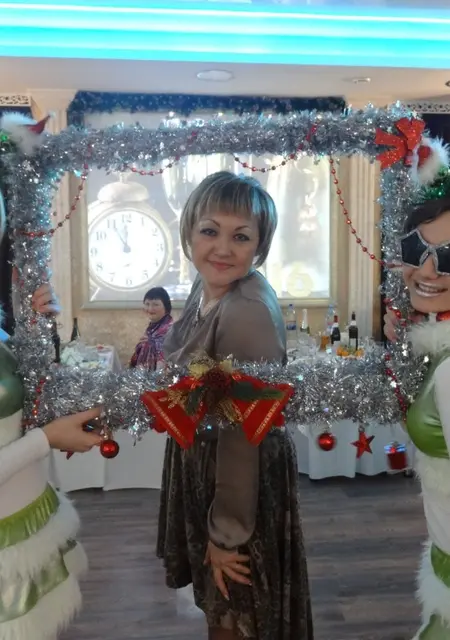 Я Алина, 50, из Челябинска, ищу знакомства без обязательств