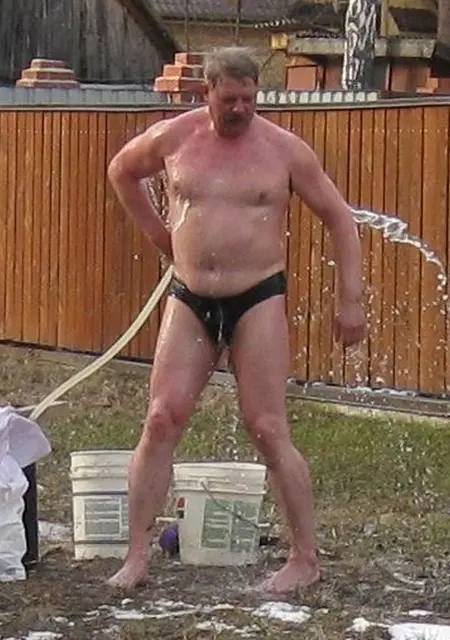 Сергей из Тюмени, мне 63, познакомлюсь на одну ночь