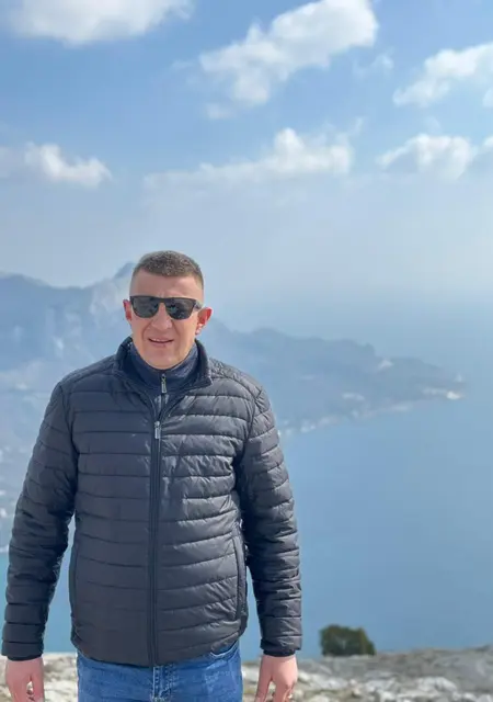 Я Юрий, 38, знакомлюсь на одну ночь в Горно-Алтайске