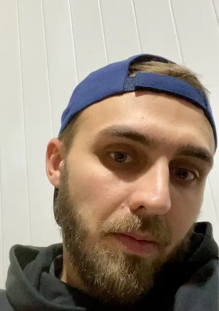 Я Андрей, 28, из Ставрополя, ищу знакомства без обязательств