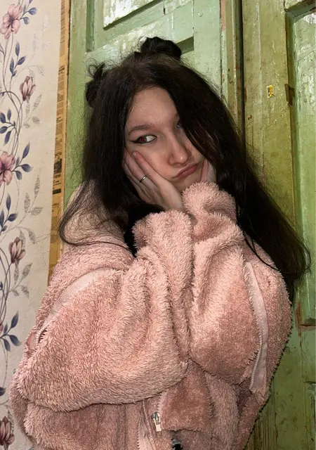 Tanya из Гатчины, ищу на сайте общение