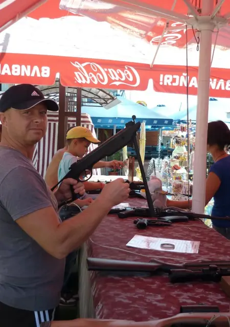 Я Саша, 81, знакомлюсь на одну ночь в Клине