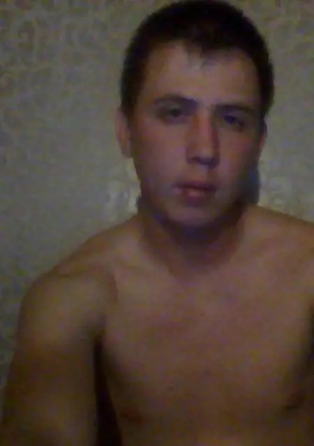 Я Антон, 37, знакомлюсь на одну ночь в Пушкине