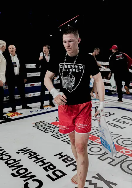 Егор из Кемерово, мне 23, познакомлюсь без обязательств