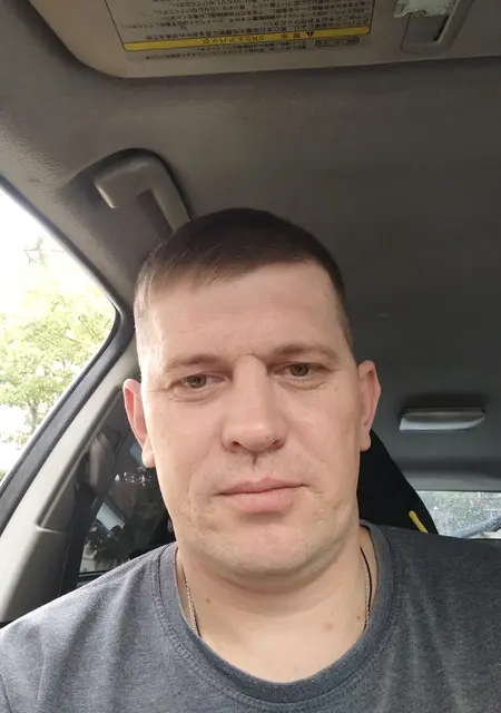 Александр из Уссурийска, мне 42, познакомлюсь для приятного времяпровождения