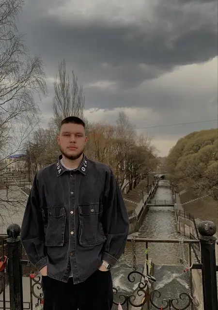 Fedor из Москвы, мне 21, познакомлюсь для приятного времяпровождения