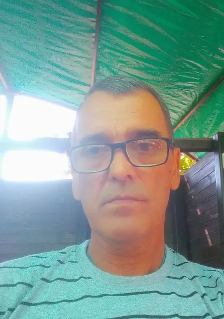 Игорь из Москвы, мне 55, познакомлюсь для приятного времяпровождения