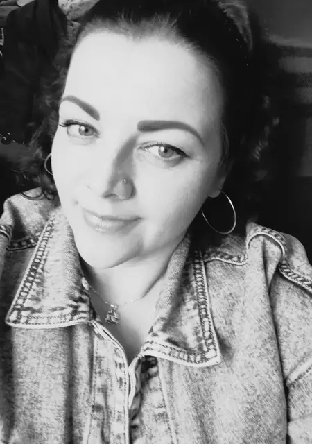 Я Ксения, 43, знакомлюсь без обязательств в Иркутске