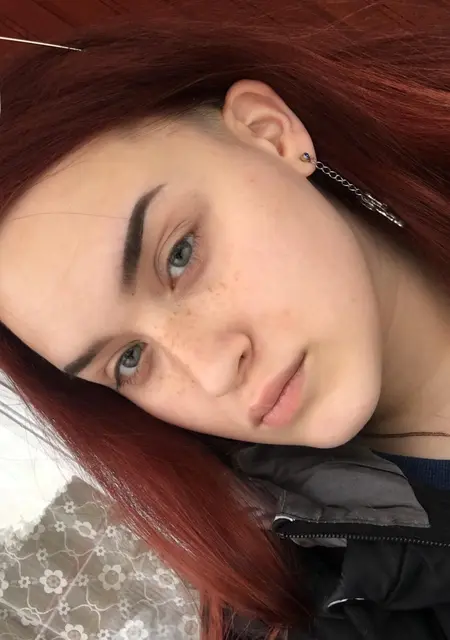 Я Женя, 23, знакомлюсь для общения в Сургуте