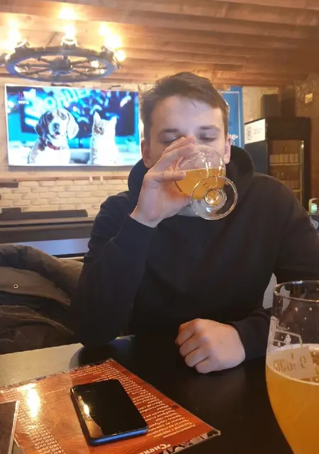 Константин из Лабинска, мне 25, познакомлюсь на одну ночь