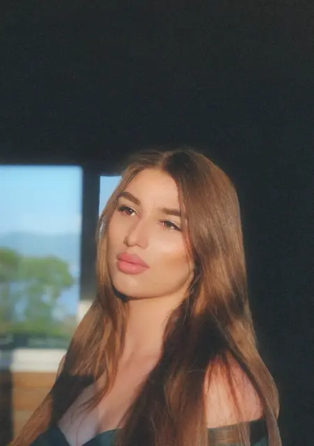 Я София, 20, из Хабаровска, ищу знакомство для постоянных отношений