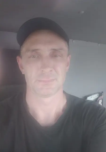 Я Евгений, 41, из Ижевска, ищу знакомство для приятного времяпровождения