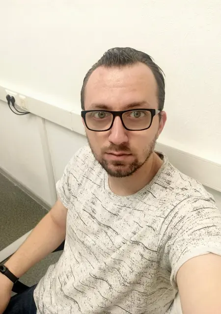 Сергей из Воронежа, мне 29, познакомлюсь для приятного времяпровождения